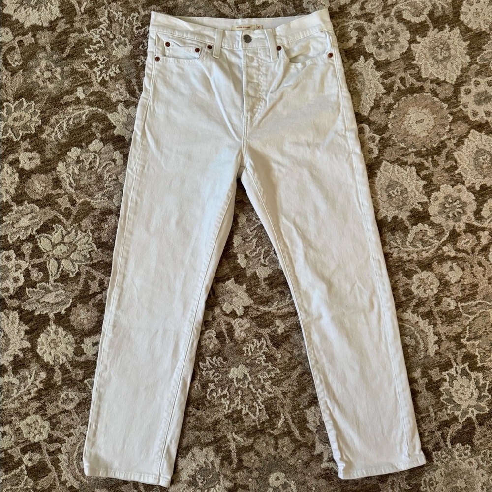 Levi’s Wedgie Straight Stretch Jean